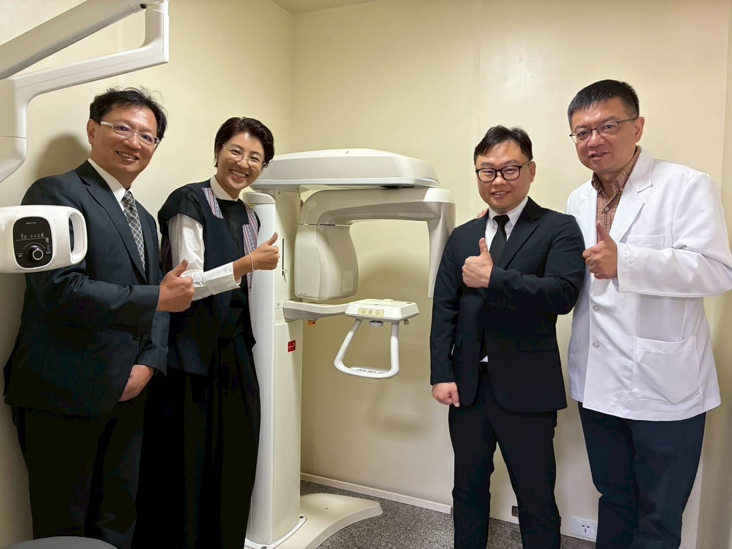 南投縣「精英牙醫醫療站」及「北中寮牙醫醫療站」啟用揭牌儀式